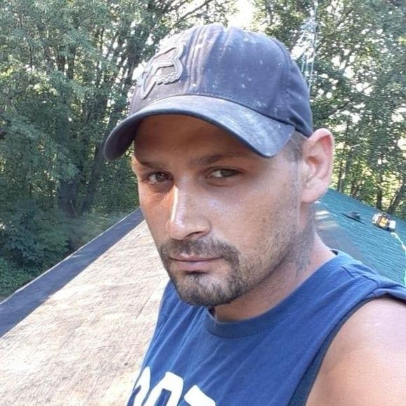 Meet your Posher, Thomas - Picture 1 of 1